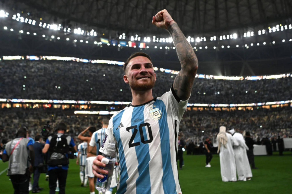  国际米兰中场离队加盟英超豪门  