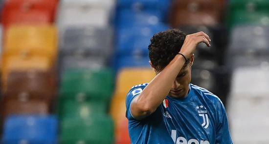  尤文图斯读秒阶段绝平维罗纳保住前四